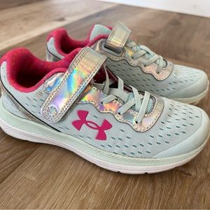 Girls Under Armour Tennis Shoes -